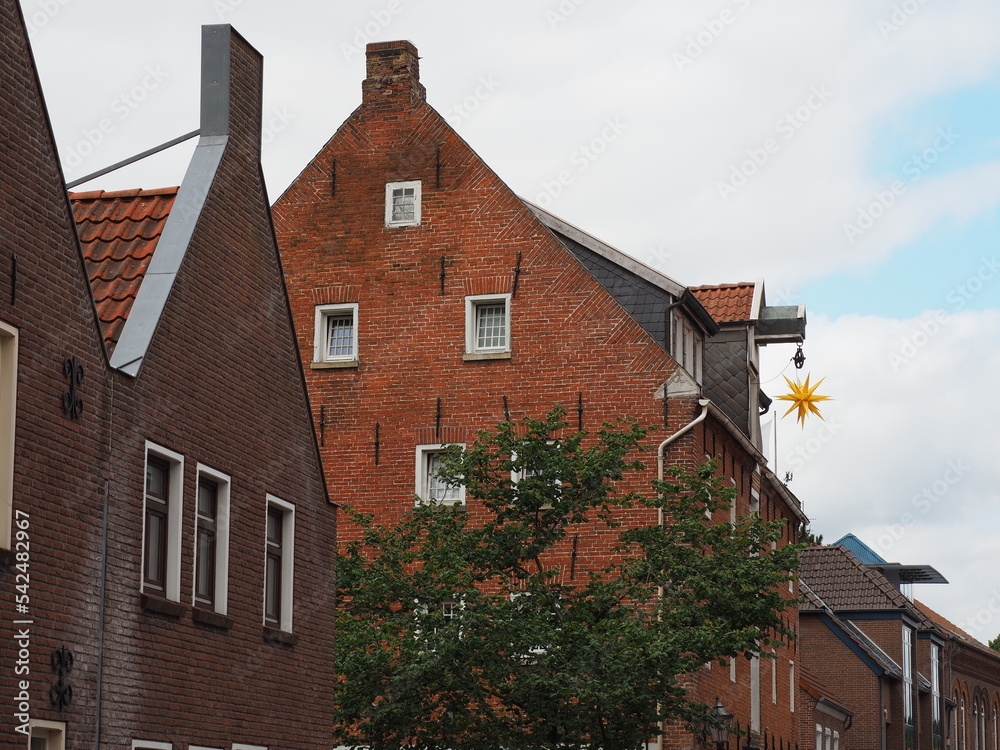 Stadt Leer in Ostfriesland – Kreisstadt in Niedersachsen Stadt Leer in Ostfriesland – Kreisstadt in Niedersachsen