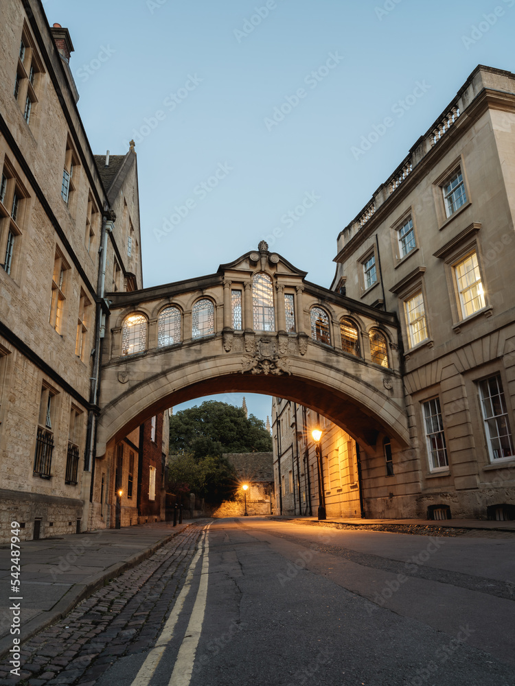 Bridge of sighs in Oxford Bridge of sighs in Oxford