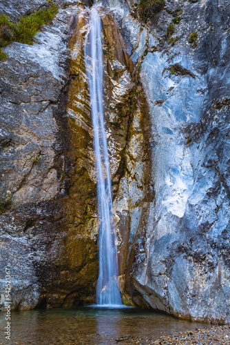 Autunno in Valle Gesso: tripudio di colori, vette, laghi, cascate e flora alpina photo