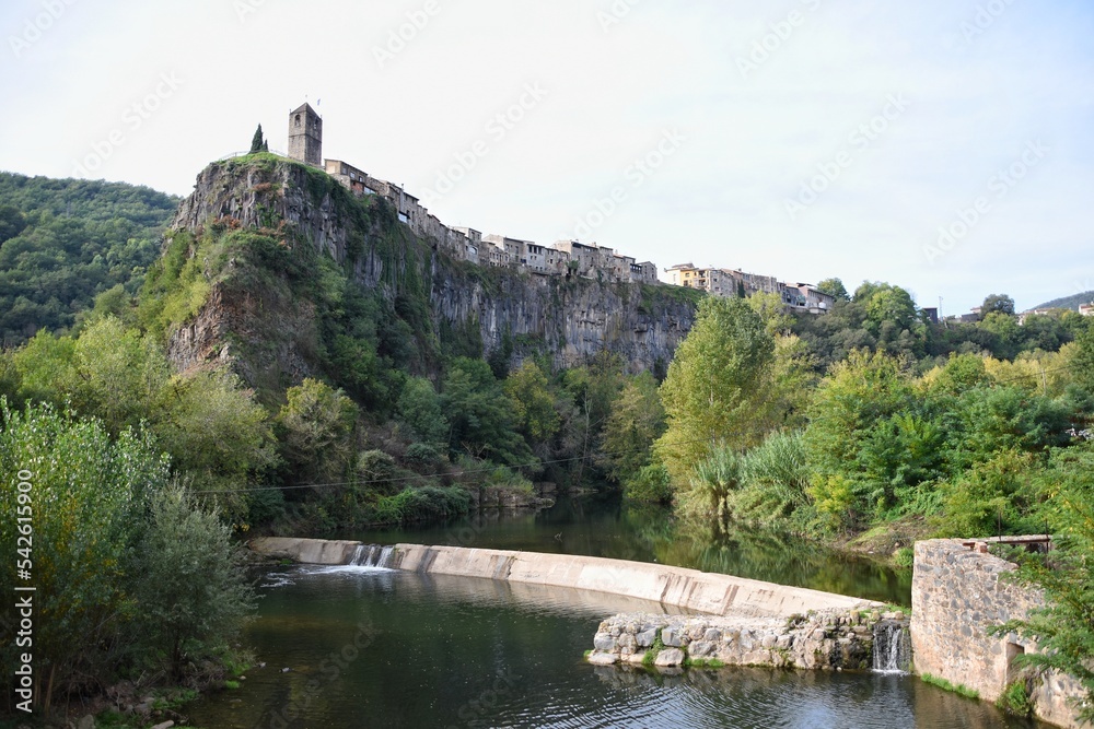 Castellfollit de la Roca, bonito pueblo con encanto en la Garrotxa 