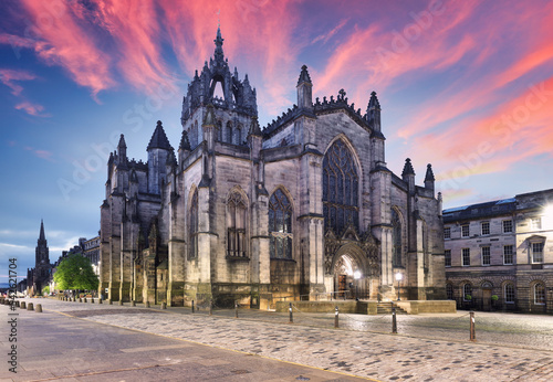 Photo St Giles Cathedral (the High Kirk) in Edinburgh, Scotland - UK