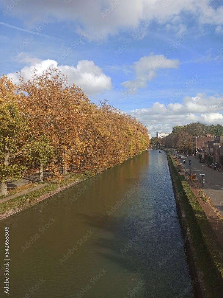 Lille, October 2022 : Beautiful walks in Lille, capital of Flanders during the autumn	