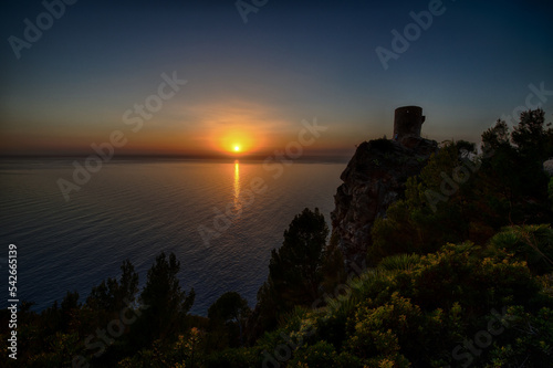 sonnen untergang an der Westk  ste von Mallorca