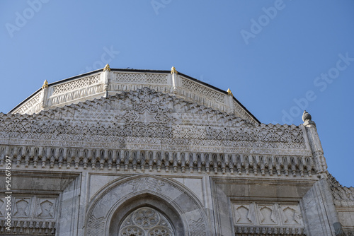 Obraz na plátně Exterior of Pertevniyal Valide Sultan Mosque, close up Pertevniyal mosque doom,