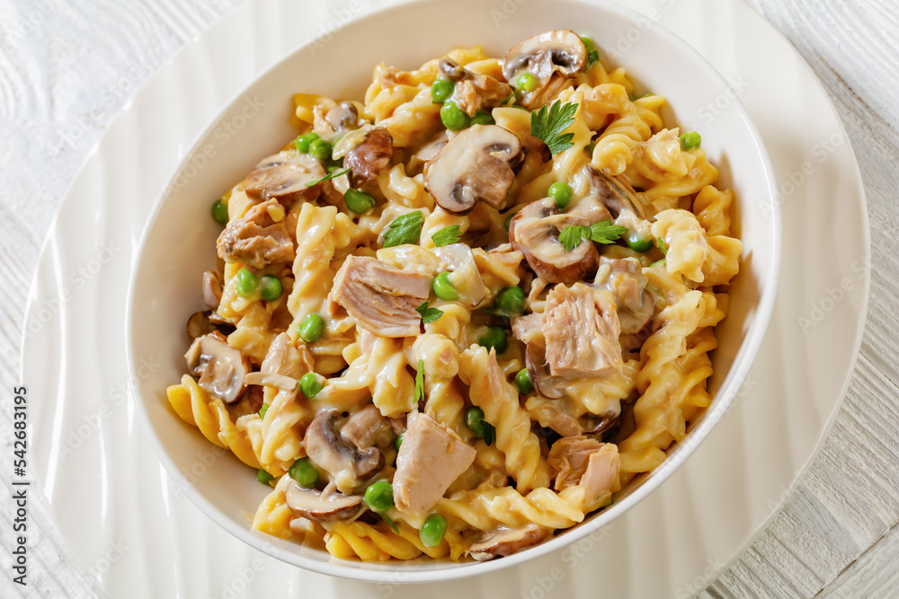 tuna mushroom green pea fusilli with sauce tuna mushroom green pea fusilli with sauce