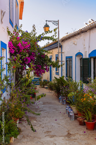 Fototapeta Naklejka Na Ścianę i Meble -  street in the village of Ferragudo ,Algarve Portugal