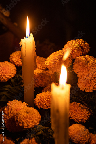 Velas para el Dia de muertos en Xochimilco