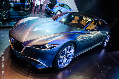 Φωτογραφία MOSCOW, RUSSIA - AUG 2012: MAZDA SHINARI CONCEPT presented as world premiere at