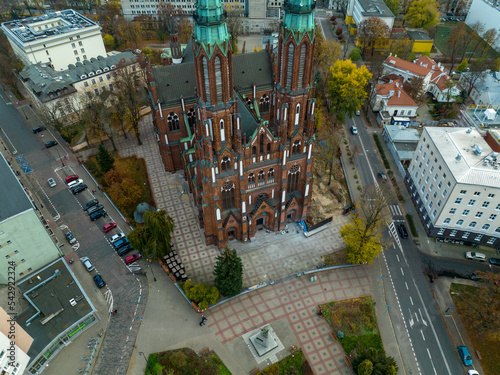 katedra świętego Michała Archanioła w Warszawie z drona