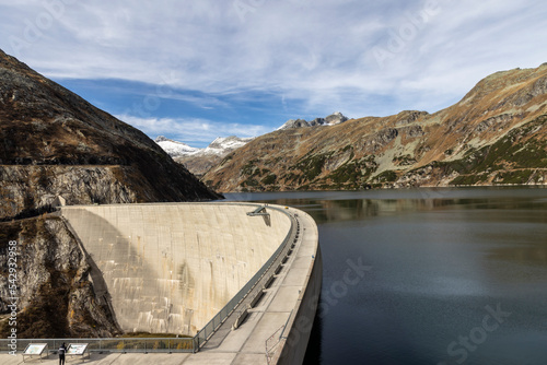 Obraz na płótnie Koelnbrein Dam in the Hohe Tauern range, a part of the hydroelectric power plant in Municipality Malta, Carinthia, Austria. w salonie