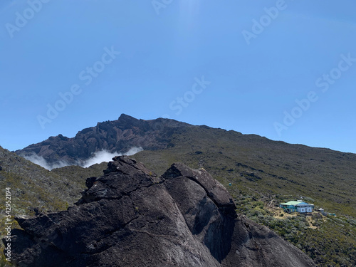 Refuge du piton des neiges sur l'île de la Réunion, Caverne dufour photo