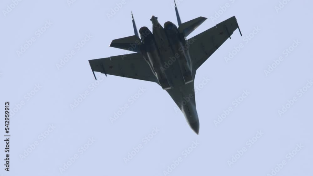 Stockvideon Russian Jet Military Aircraft Flanker E At Airshow