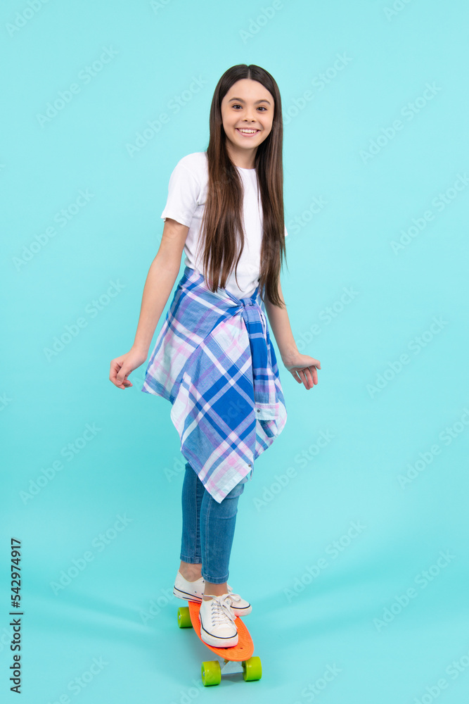 11-12 Years Old Tween Girl Wearing Fashion Sportswear Rollerskating On  Skateboard In The City Street, Urban Hipster Style Stock Photo, Picture and  Royalty Free Image. Image 93530637.