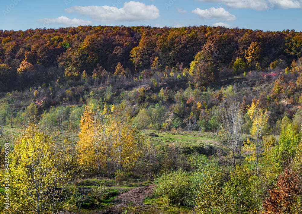 Hills, forest, valleys and the colors of autumn.