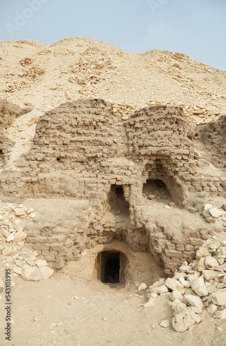 The Mysterious Mastaba 17 of the Meidum Necropolis photo