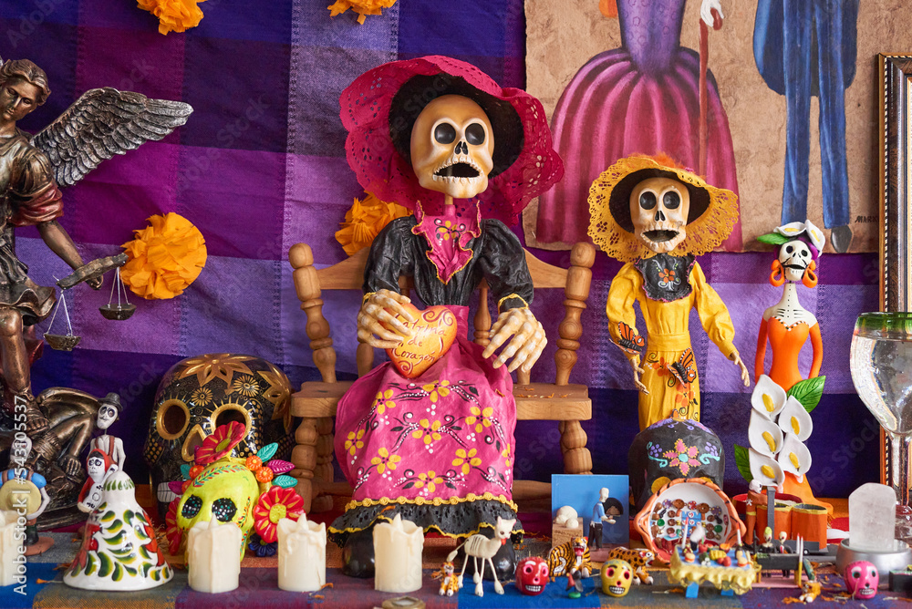 Day of the Dead offering from central Mexico, ofrenda dia de muertos ...