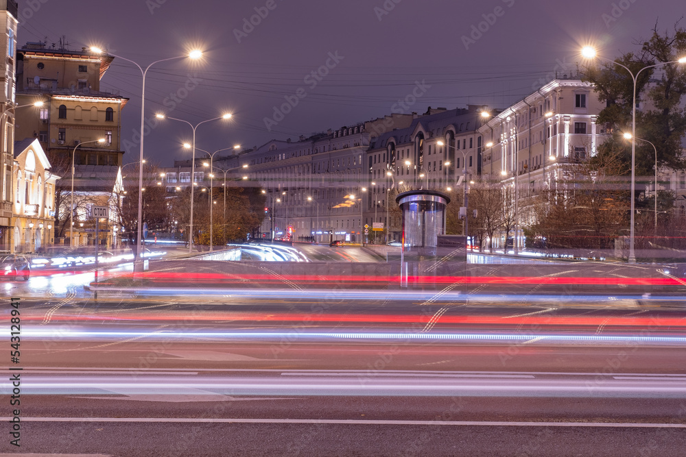 Fototapeta premium night traffic in the city