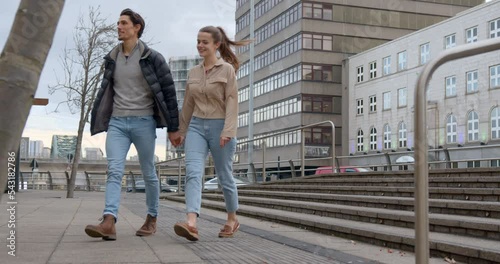 Relaxed Walks in the City