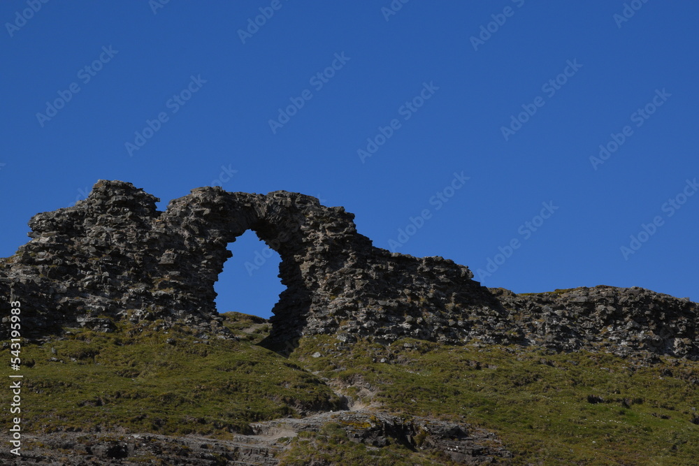 the remains of a Welsh castle near Llangollen