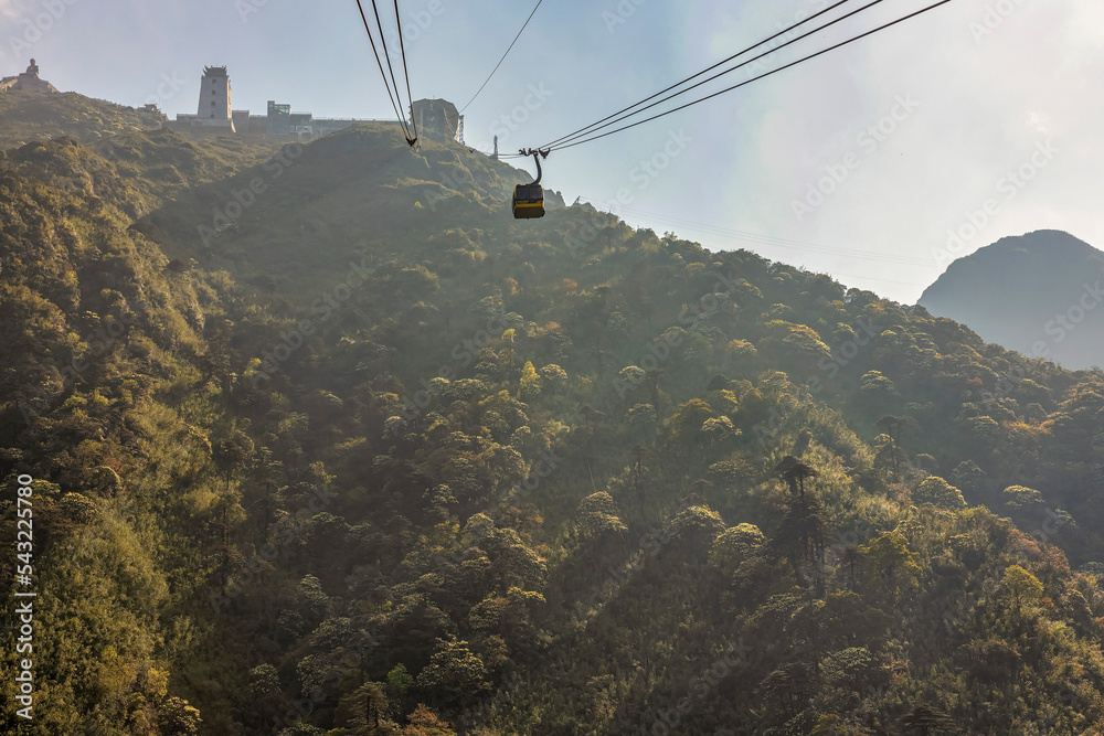 The 3-wire cable car has 2 guinness world records to the highest peak of Fansipan mountain in Vietnam. Sapa, Lao Cai