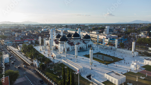 Baiturrahman Grand Mosque, this mosque is a historic mosque in Aceh province, this mosque was founded in 1612 AD. photo