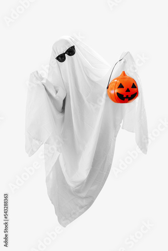 фотографія Cute ghost with sunglasses made with a bed sheet