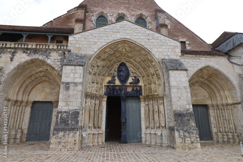 Eglise et prieur   Saint Ayoul  vue de l ext  rieur  ville de Provins  d  partement de Seine et Marne  France
