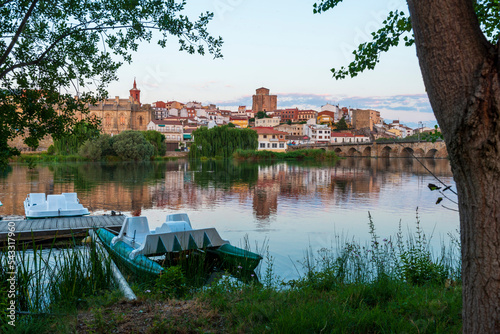 alba de tormes desde el embarcadero 2022 photo