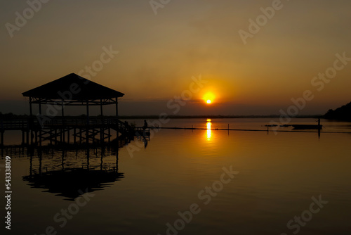 Sunset, Lake, Sunrise - Dawn, Sky, Dawn © weera