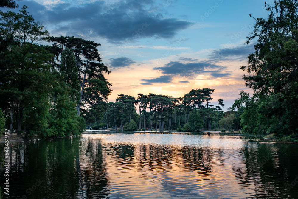 Obraz premium 프랑스 파리 불로뉴숲 사진