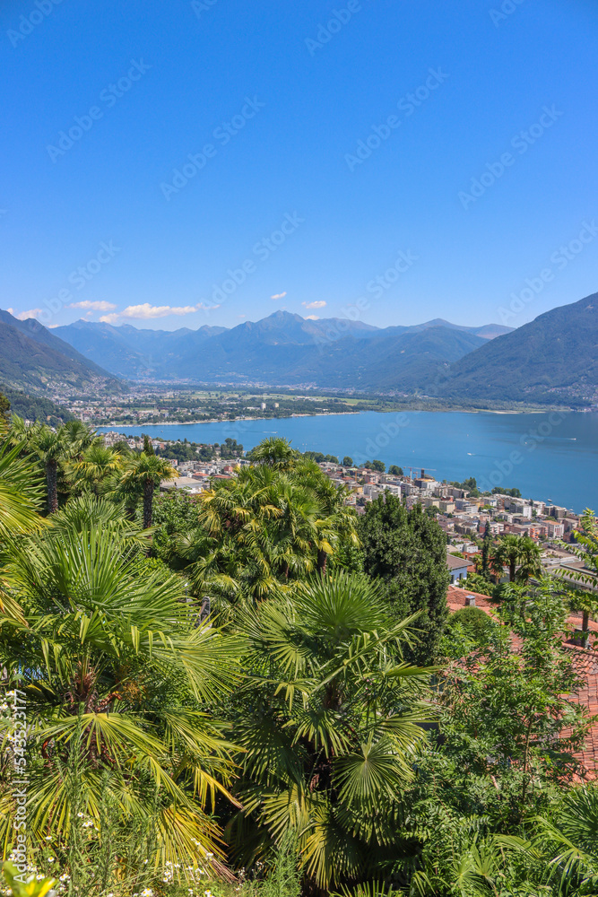 Blick auf den Lago Maggiore Blick auf den Lago Maggiore