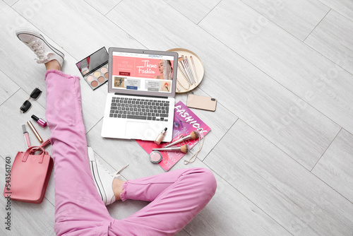 Female beauty blogger with ...