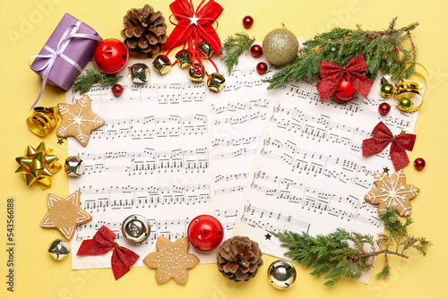 Note sheets with Christmas ...
