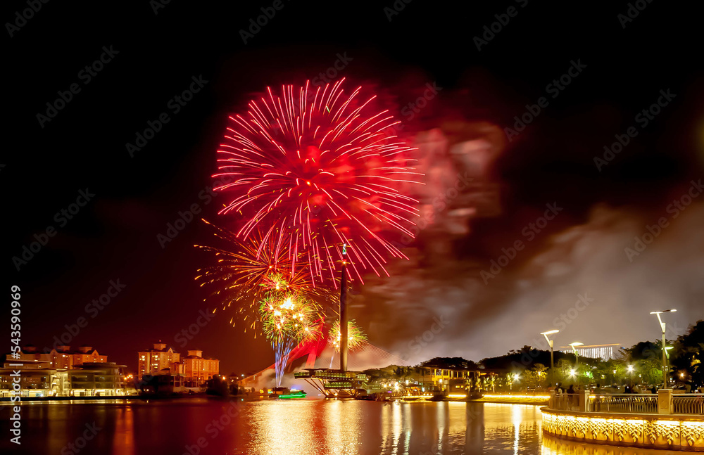 Fototapeta premium New Year Fireworks Show At Putrajaya, Malaysia