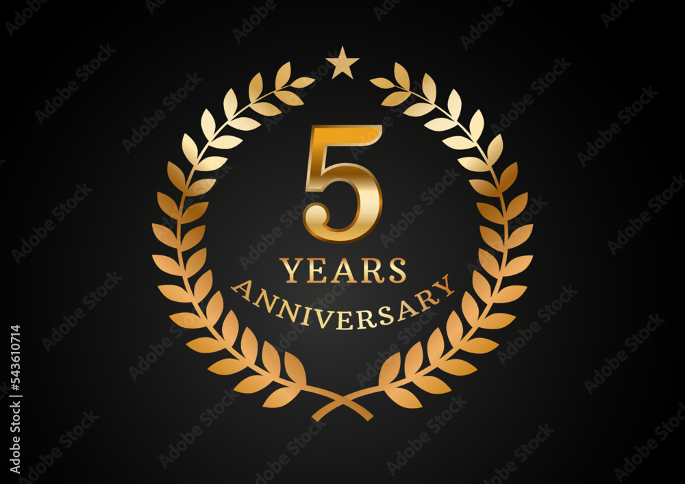 Naklejka premium Vector graphic of Anniversary celebration background. 5 years golden anniversary logo with laurel wreath on black background. Good design for wedding party event, birthday, invitation, brochure, etc