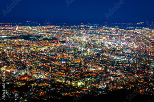 藻岩山の山頂展望台から見た、札幌市の夜景