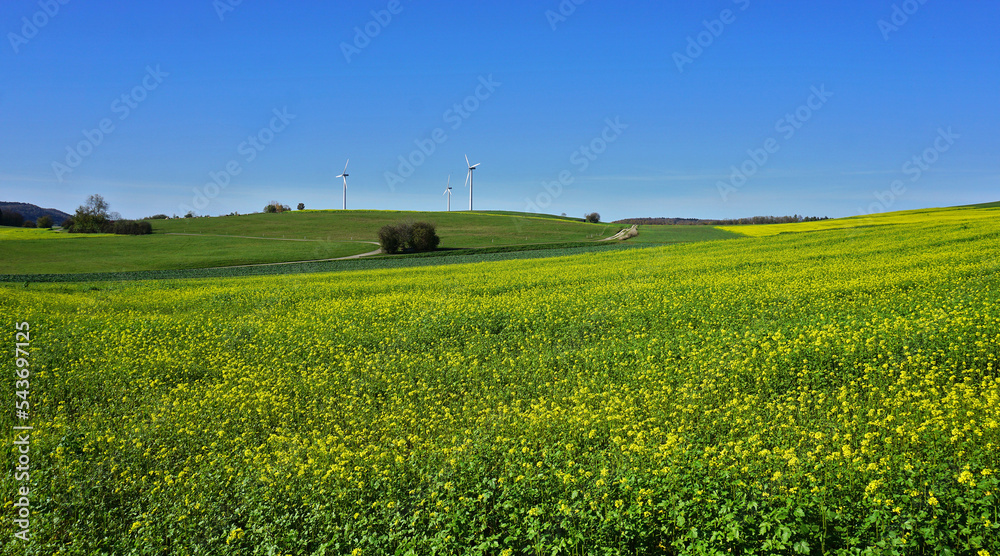 Windräder auf dem Himmelberg bei Burladingen-Melchingen, Schwäbische Alb; Baden Württemberg; Deutschland; Windräder auf dem Himmelberg bei Burladingen-Melchingen, Schwäbische Alb; Baden Württemberg; Deutschland;