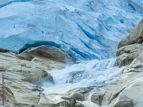 Norwegens Gletscherwelt mit Wildwasser