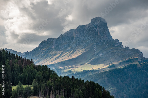 Iconic Peitlerkofel mountain in the Dolomite Alps, South Tirol © imagoDens