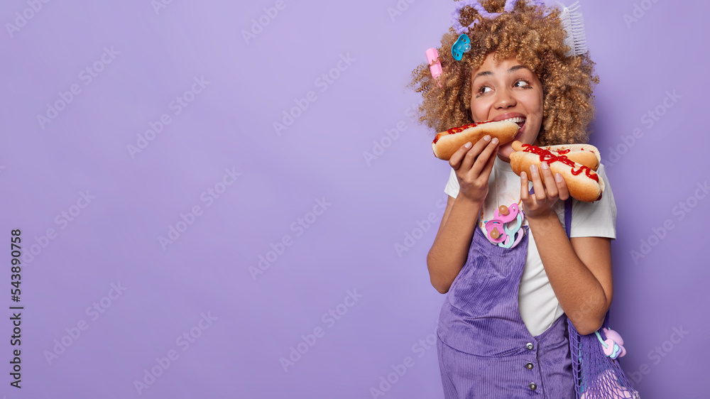 fast-food-during-pregnancy-positive-woman-with-curly-bushy-hair-eats