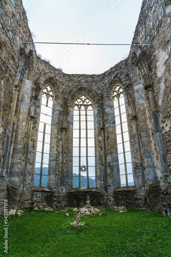 Kirchenruine Virgilienberg, Chor, c Anfang 14. Jhdt.