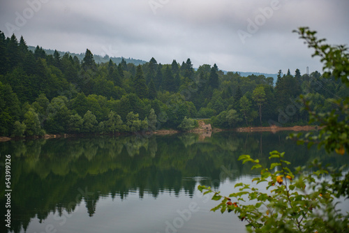 The Shaor reservoir is very picturesque in summer