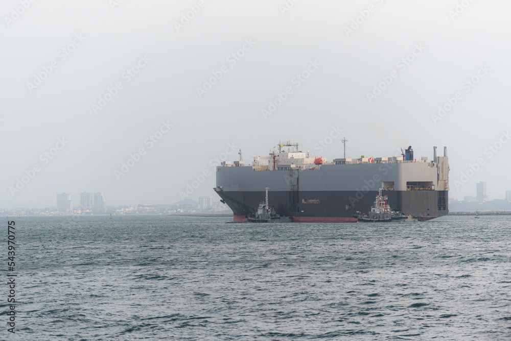 Transport ships are about to stop in the capital. Transport ships are about to stop in the capital.