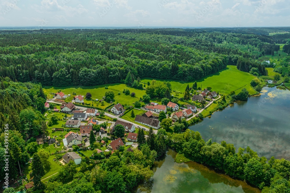 Burgwalden - idyllisch gelegenes Dorf in den Westlichen Wäldern nahe Augsburg