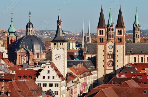 Würzburg, Altstadt mit Türmen