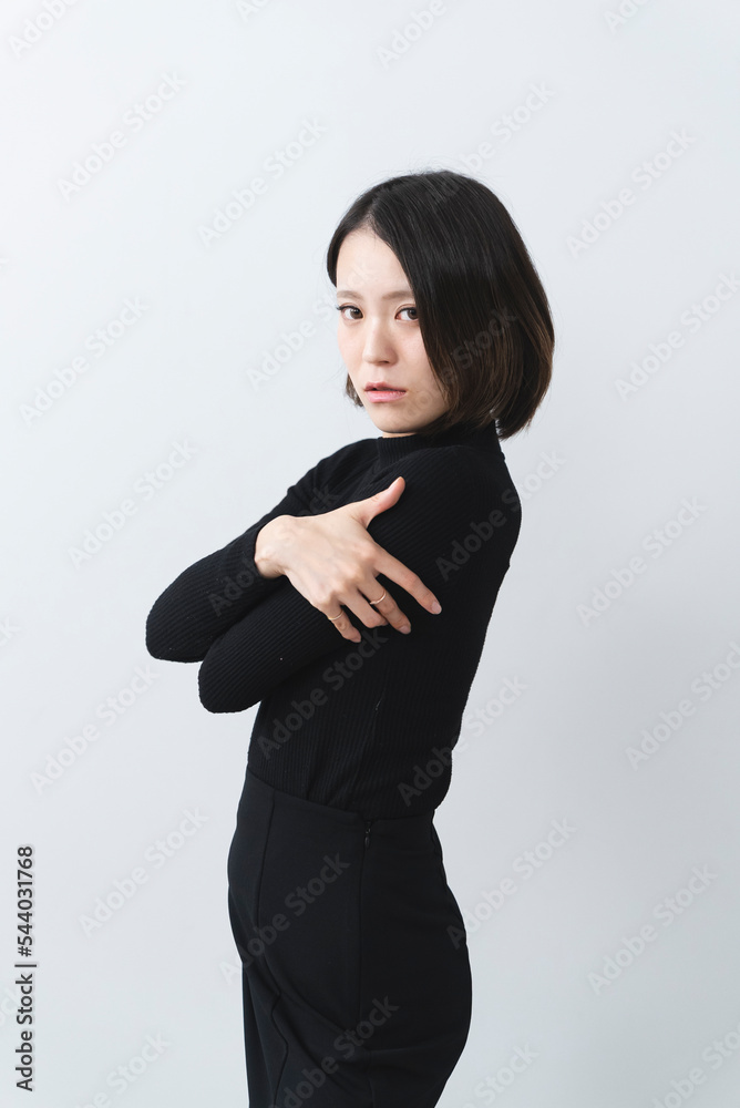 クールな女性ポートレート クールな女性ポートレート