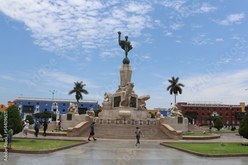 Monument to the heroes of Independence (Monumento a los próceres de la independencia) - La Libertad (Perú)