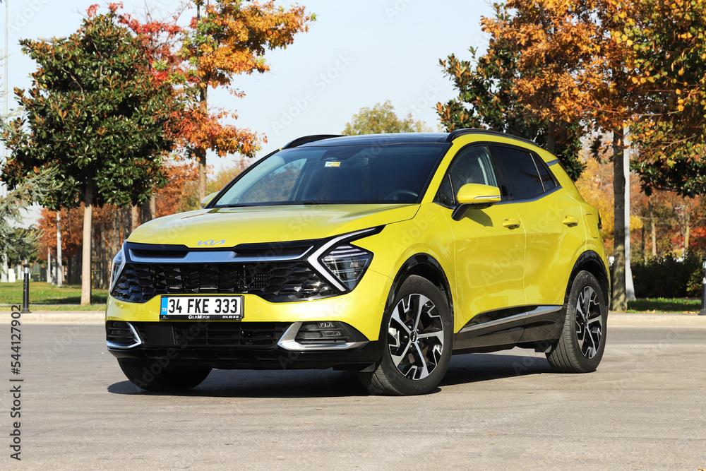 Hybrid electric vehicle model, Kia Sportage HEV is built by the South