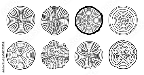 Tree ring wood circle set. Hand drawn tree ring pattern, line ripple circle wood texture. Wood organic slice line design. Vector illustration.