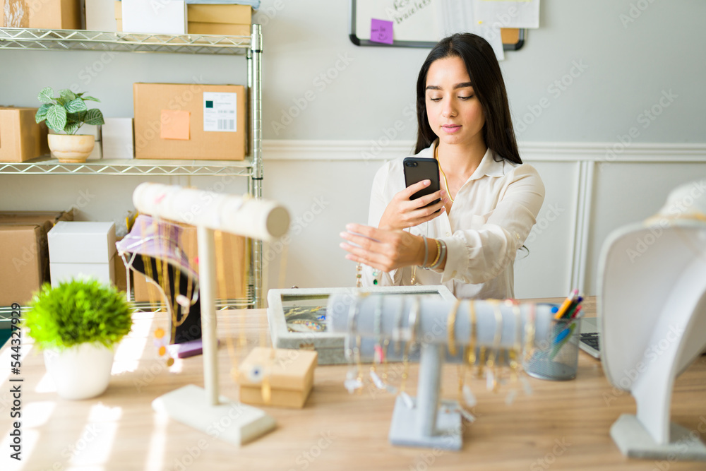 Entrepreneur working from home selling jewelry online Entrepreneur working from home selling jewelry online